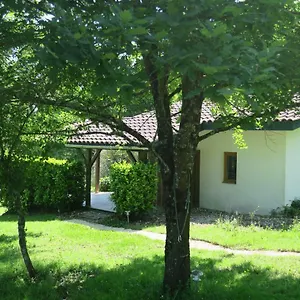 Hébergement de vacances Domaine Le Poteau, Castelnau-dʼAuzan